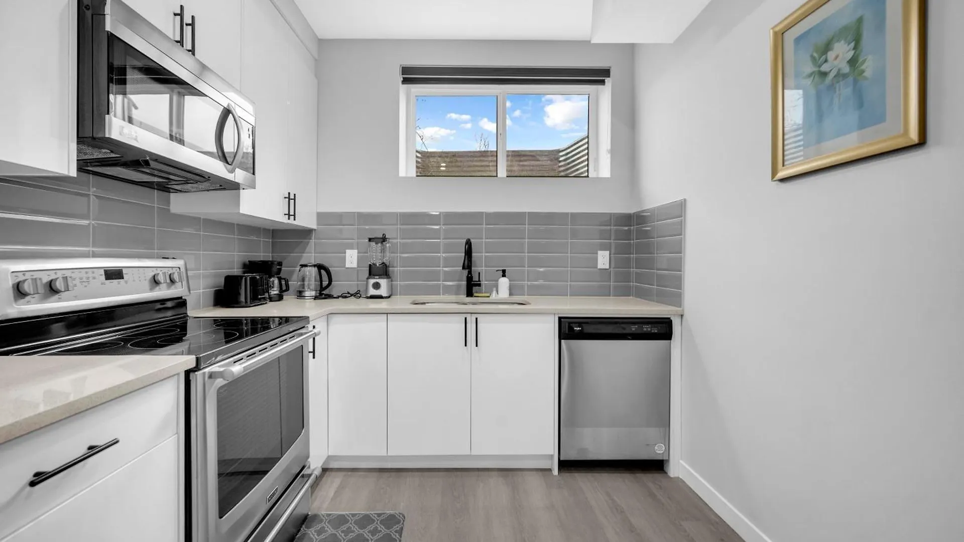 Διαμέρισμα Modern & Spacious Guest Suite Κάλγκαρι
